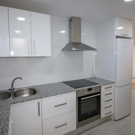 El Arenal - Primera Linea Playa Cargador Apartment